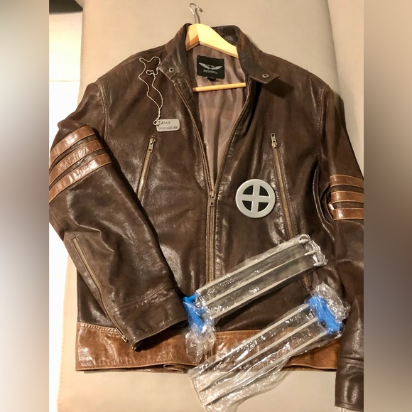X-men Wolverine SET Adult Medium Leather Jacket, Claws, Dog Tag and Belt Buckle. - Picture 2 of 10
